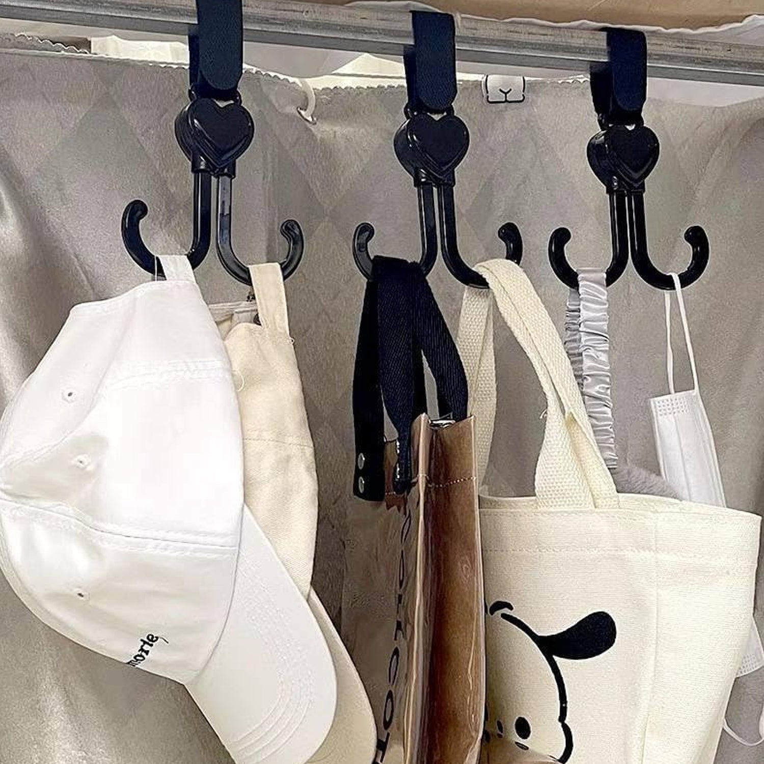 360° Rotating Multi-Purpose Baby Carriage Hook – For Strollers, Cars & More (1 Pc) 360° Rotating Multi-Purpose Baby Carriage Hook – For Strollers, Cars & More (1 Pc)